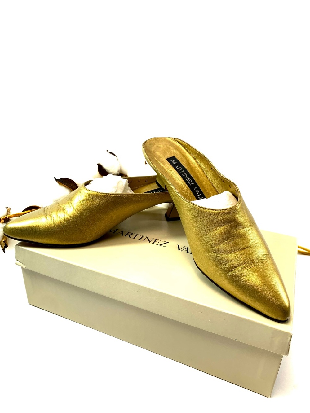 Vintage Gold Metallic Leather Kitten Heels Disco Retro Hollywood Glam Size 6